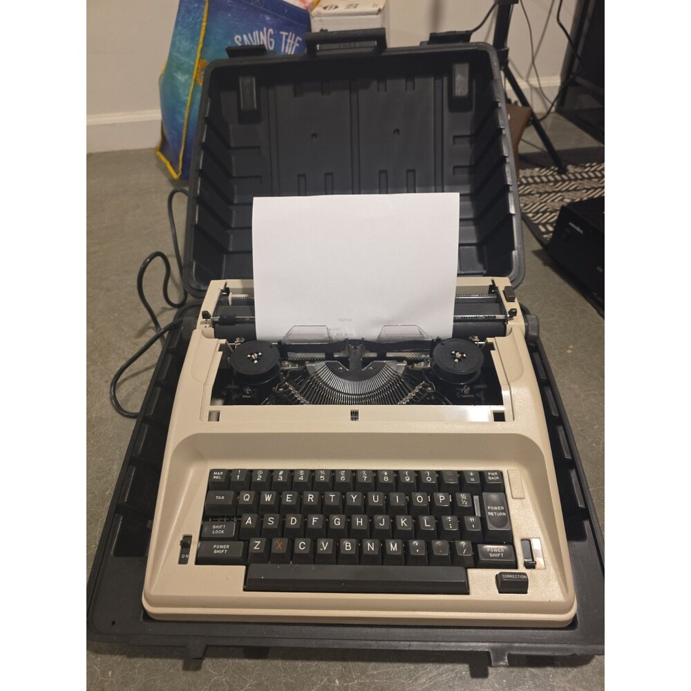 Vintage Olympia CE-12 Electric Typewriter w/ Hard Case Works